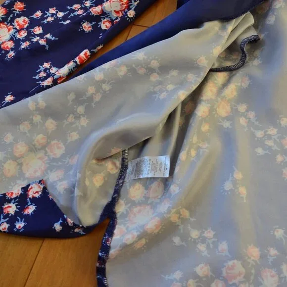 Morgan Lane x Fabfitfun Floral Robe Size S/M - Picture 7 of 10